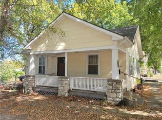 321 Pottawatomie St, Leavenworth, KS 66048 | MLS #2313313 | Zillow