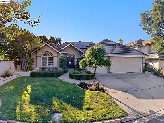 2nd image of 408 Cabonia Ct