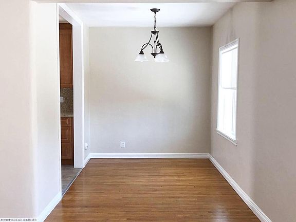 3rd image of 613 E Norwood Pl