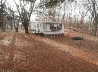 3756 S Perrin Rd, Osseo, MI 49266