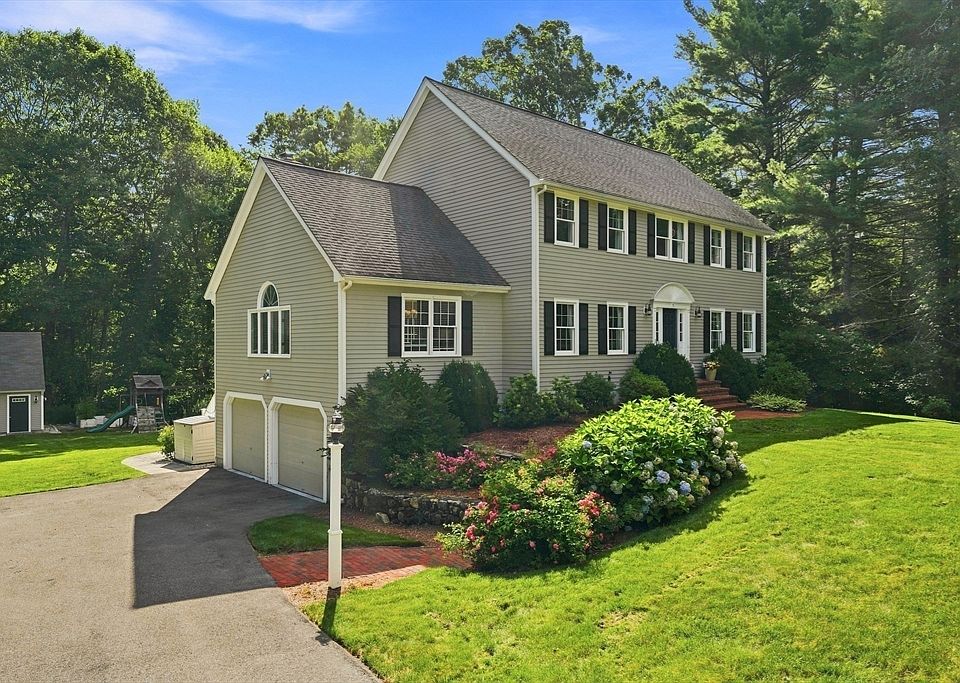 1st image of 9 Kathy Dr