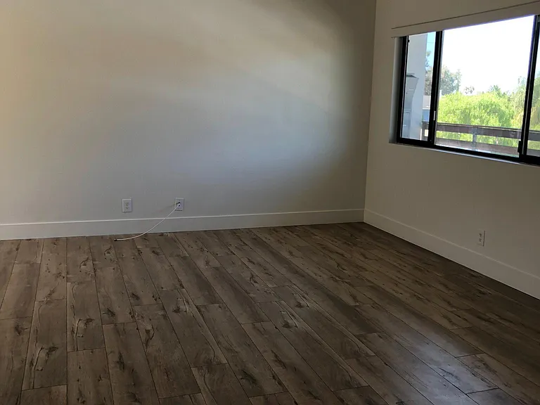 530 S Irena Ave — Photo 6