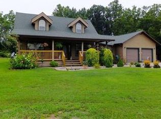 197 Country Estates Dr, Mitchell, IN