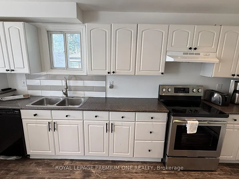 512 Mosley St #WHOLE HOUSE — Photo 19