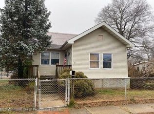 94 Crescent St, Keansburg, NJ 07734