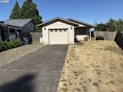 521 S 7th St, Creswell, OR, 97426