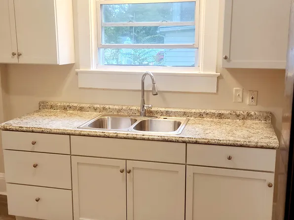 355 Grand Ave, Akron, OH 44302