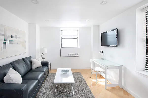 Sold by Empire State Properties | media 4