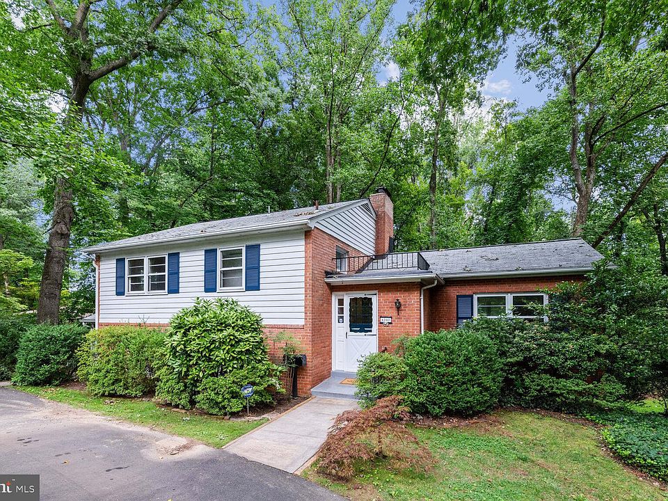 1st image of 6347 Waterway Dr