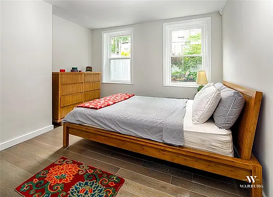 Rented by Warburg | media 11