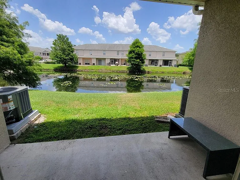 16414 Swan View Cir #16414 — Photo 20