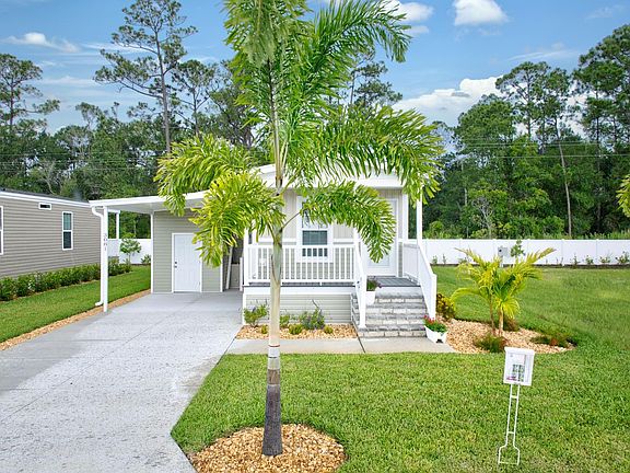Exterior Image-28-Champion 34 JV Rum Runner