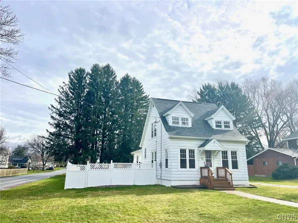 304 E Campbell Ave, Sherrill, NY 13461