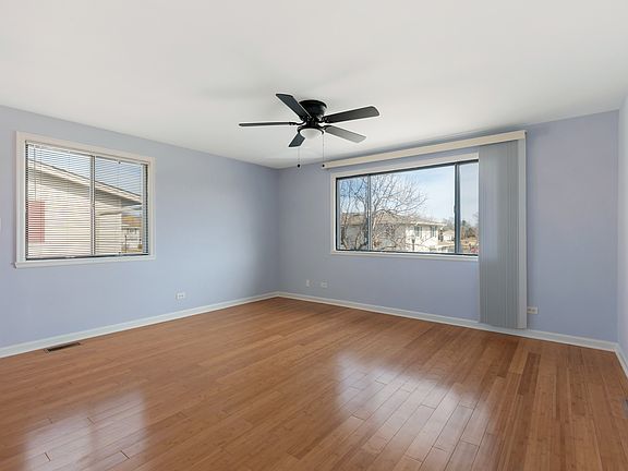3rd image of 134 Barcliffe Ln #134