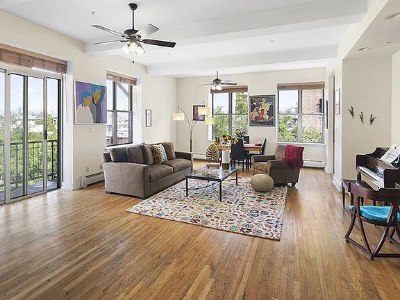 3rd image of 444 12th St APT 3B