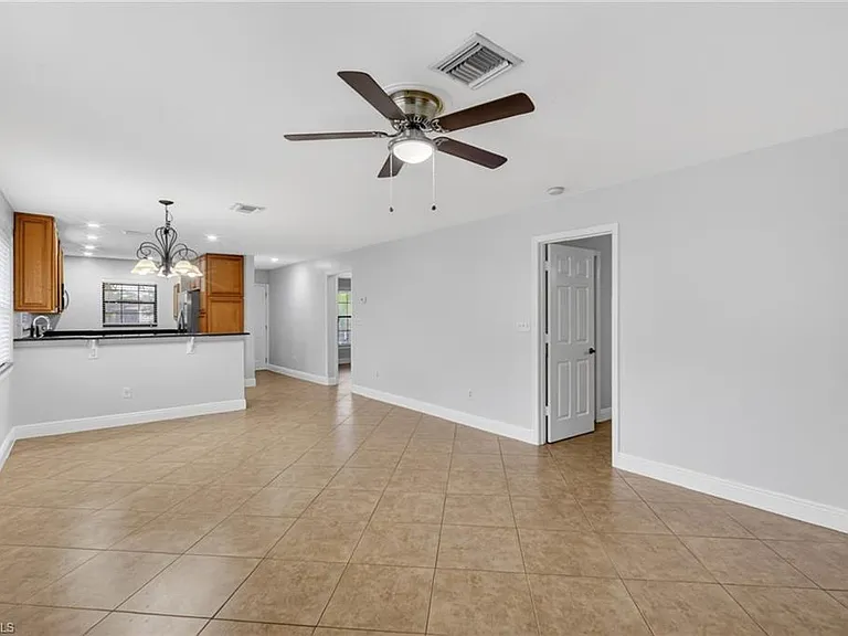 5270 Treetops Dr #J-201 — Photo 7