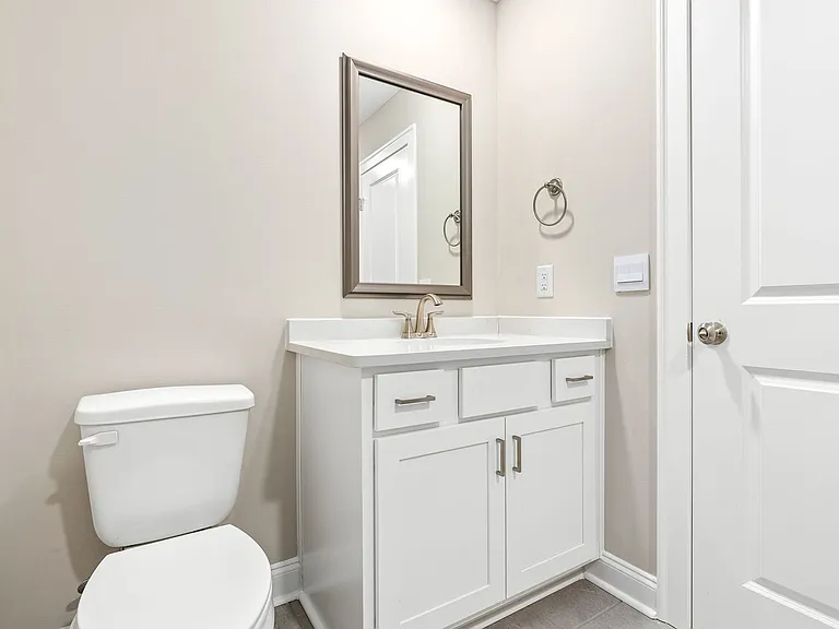 801 Asbury Hill Ln — Photo 11