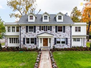 845 W 57th St, Kansas City, MO 64113