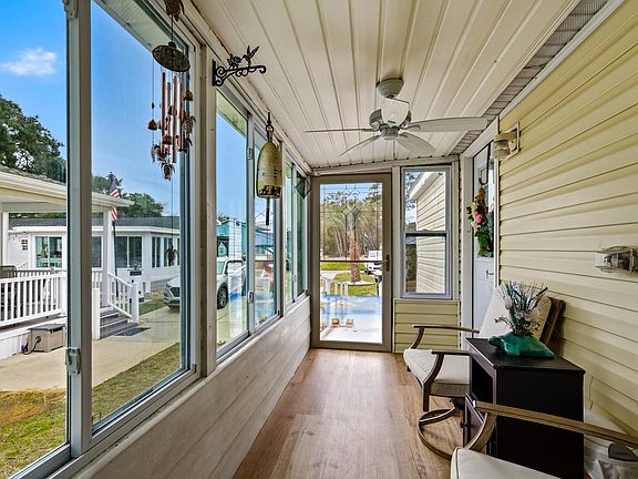 3rd image of 462 Oak Ave.