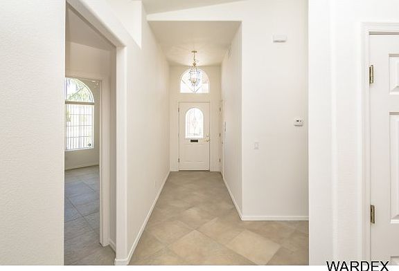 5th image of 5508 S Club House Dr