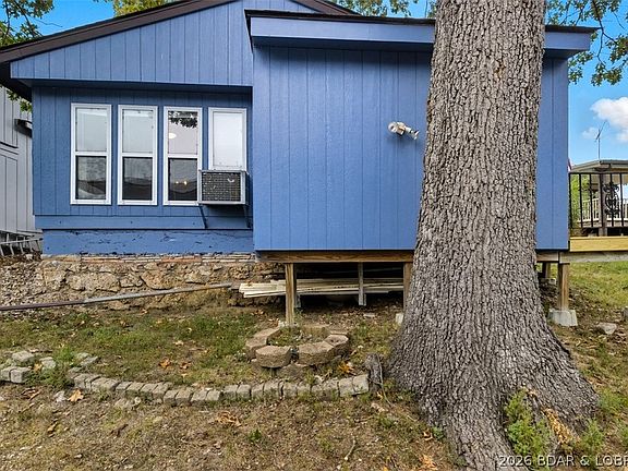 3rd image of 318 Long Acres Dr