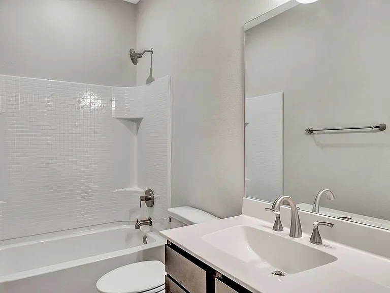 Eagles Crest Townhomes - ASK ABOUT OUR SPRING MOVE -IN SPECIAL TODAY! — Photo 16