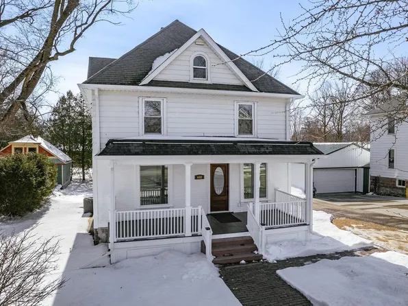 648 East Main Street, Reedsburg, WI 53959