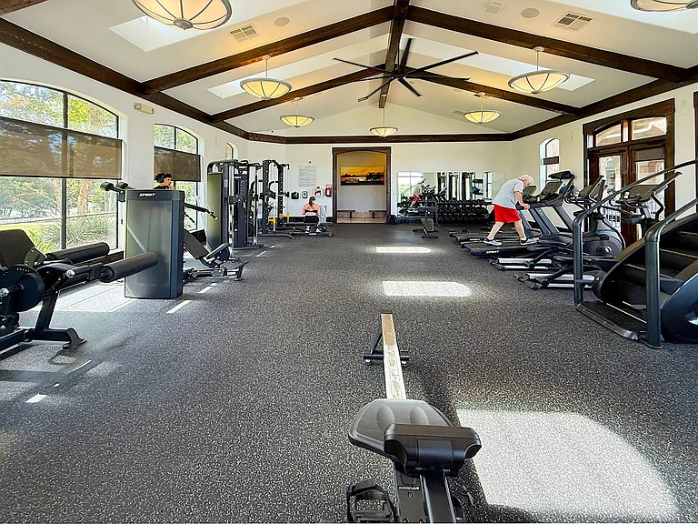 24510 Avellino Ct — Photo 32