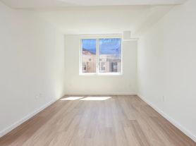 266 W 96th St