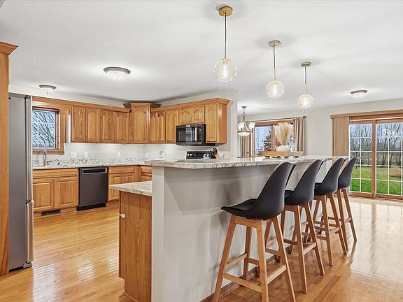 5th image of 30190 Quandam Ln