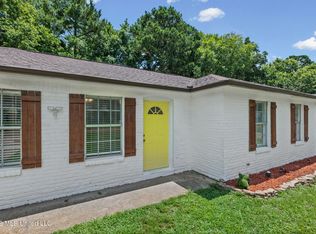 8144 Cedarbrook Dr, Southaven, MS 38671