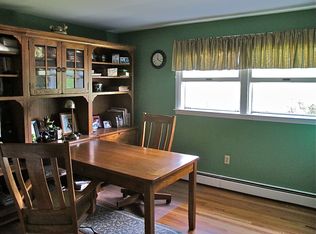 4112 Bel Harbor Dr, Liverpool, NY 13090