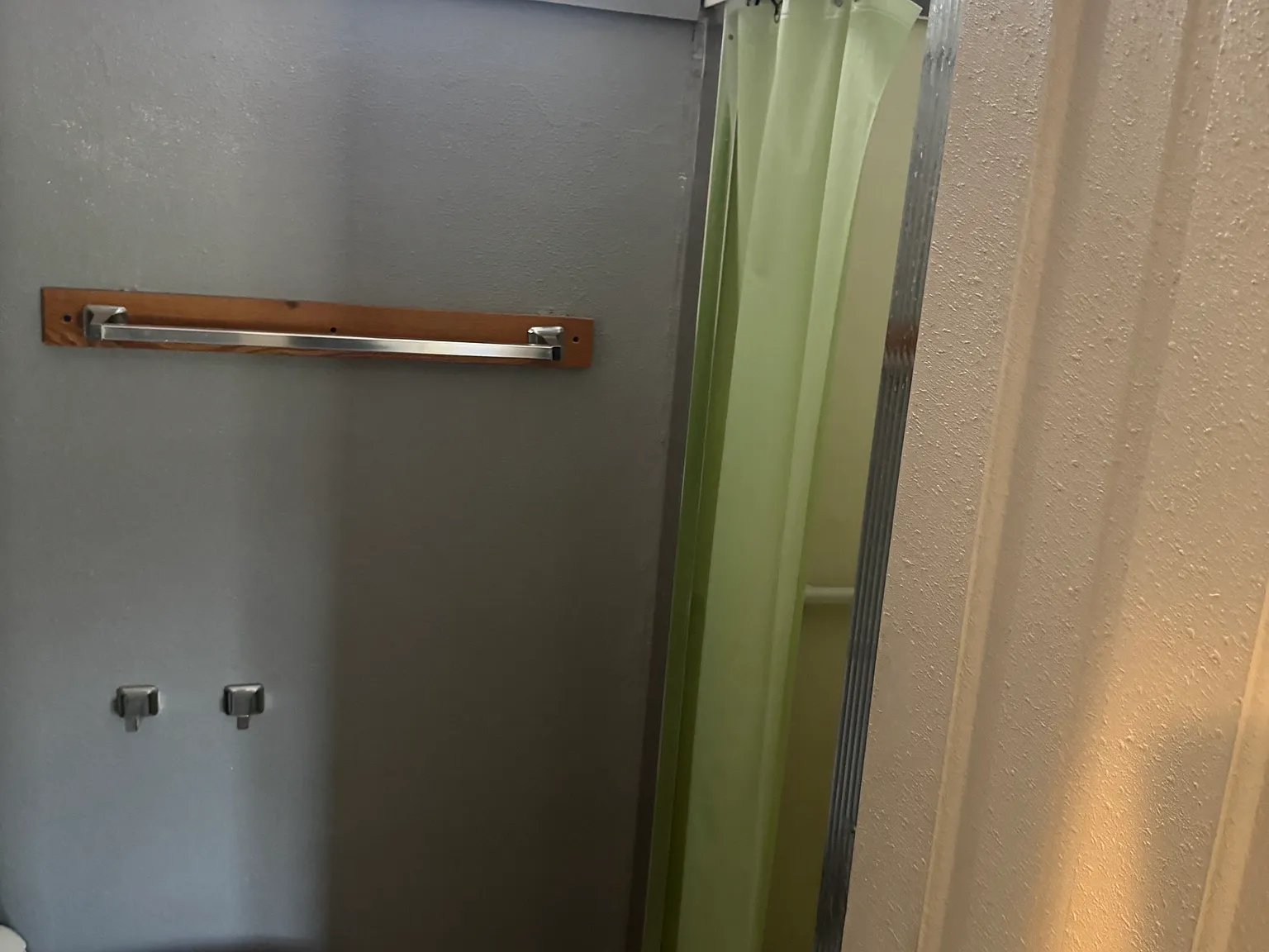 1 bed, 700 sqft, $575 — Photo 3