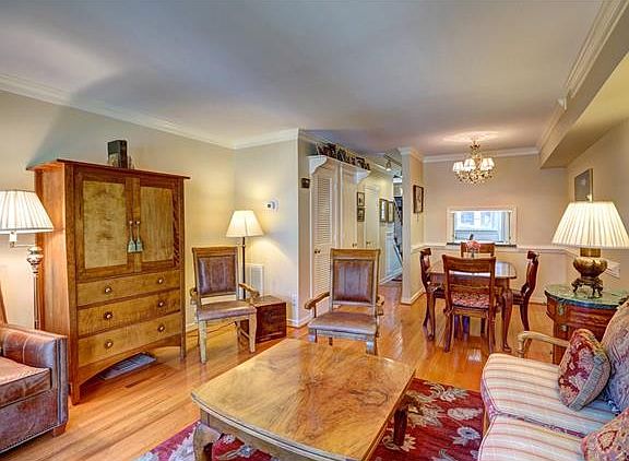 4th image of 405 N Hamilton St APT G