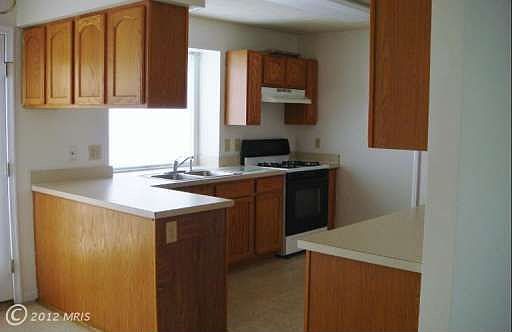 2nd image of 22689 Athlone Dr