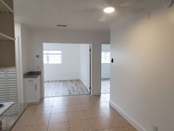 3rd image of 2801 NE 51st St #F