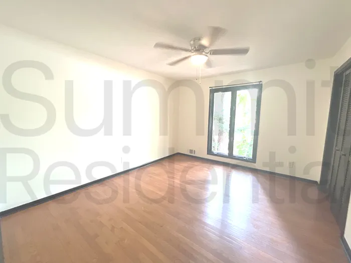 512 Raven Springs Trl — Photo 20