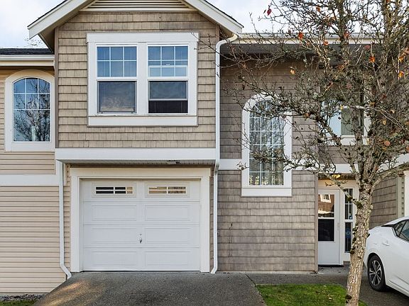 2nd image of 1018 109th Street Ct E #53