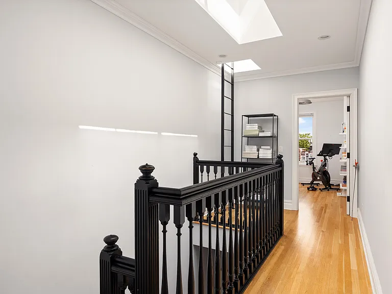 291 Clinton Ave #4 — Photo 29