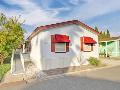 10 Bentley Ave, Sacramento, CA, 95823