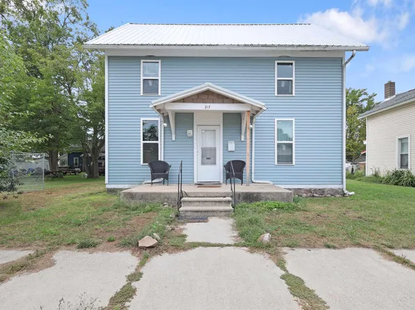217 S 9th St, Goshen, IN 46528