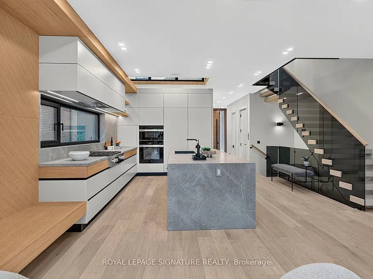 156 Snowdon Ave — Photo 6