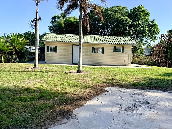 4th image of 4046 SE 26th Street