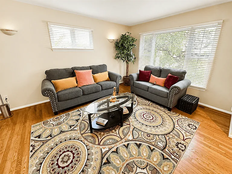 2860 Ember Way — Photo 4