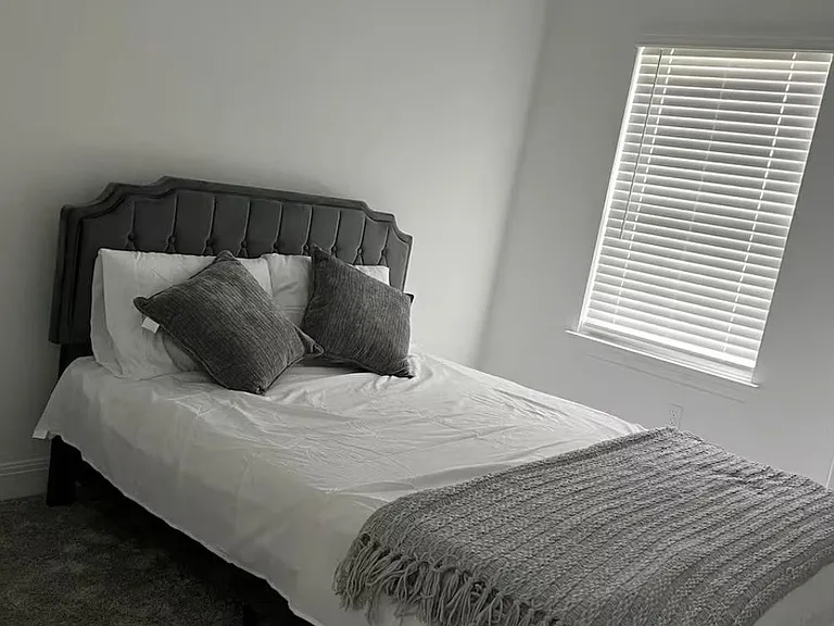 12200 Paseo De Los Lagos Ln — Photo 9