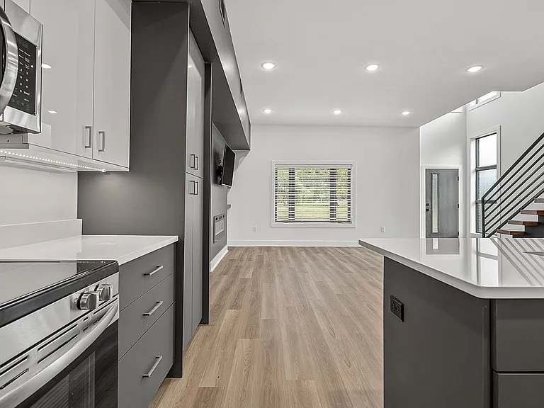 Edge Luxury Townhomes — Photo 23