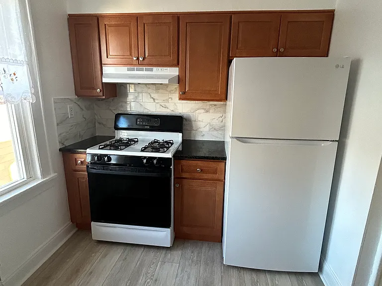 103 E Pleasant Ave #2 — Photo 1