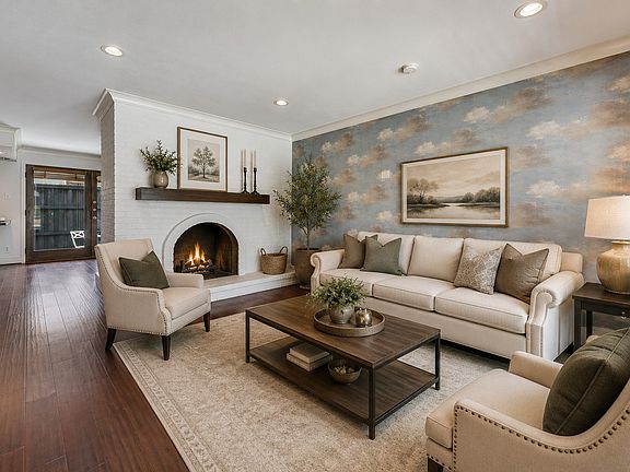 3rd image of 5926 Sandhurst Ln APT 124