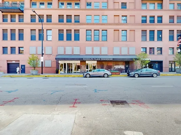 165 N Canal St APT 1512, Chicago, IL 60606