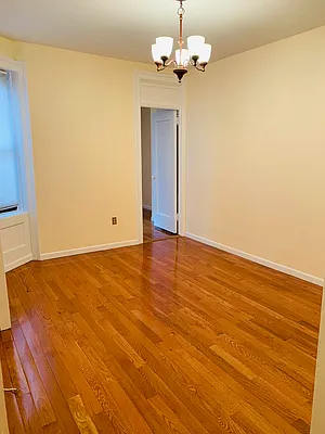 Rented by Voro New York | media 4
